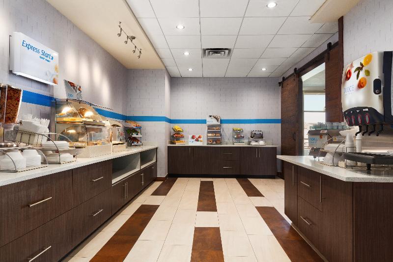 Holiday Inn Express & Suites Edinburg- Mcallen Area By Ihg Exterior foto